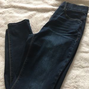 White House Black Market